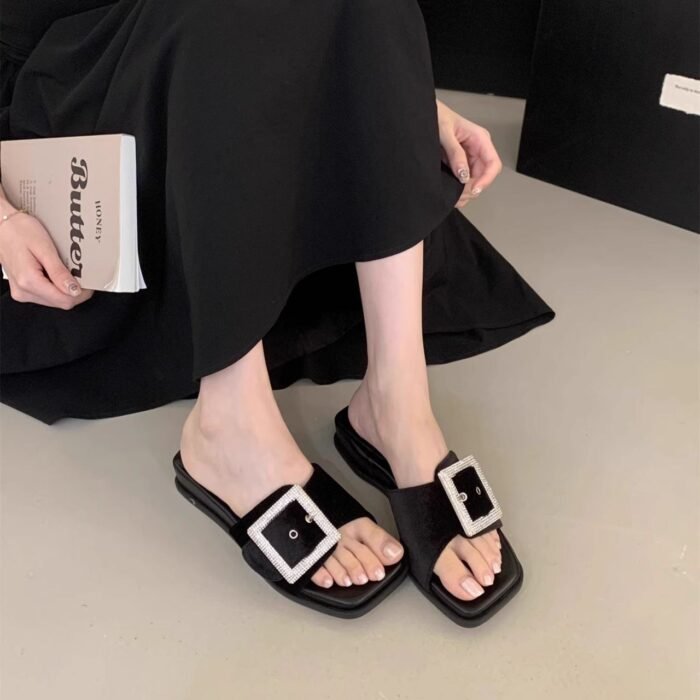 Chic Slip-On Flats for Women | NN004