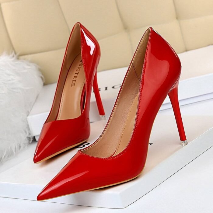 BIGTREE Women's Classic Patent Leather Pumps heel - B0020 