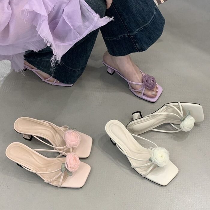 Elegant Floral Decor Low Heel Sandals for Women - N0200