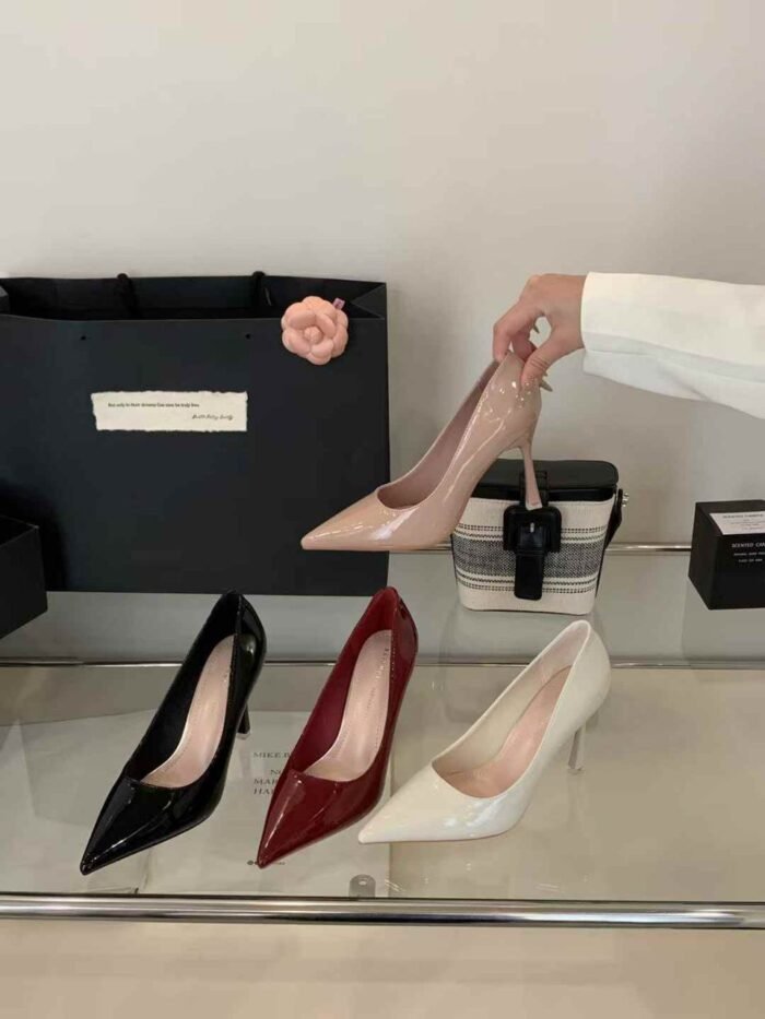 Elegant Pointed Toe Patent Leather Pumps 9cm Heel - X0110 