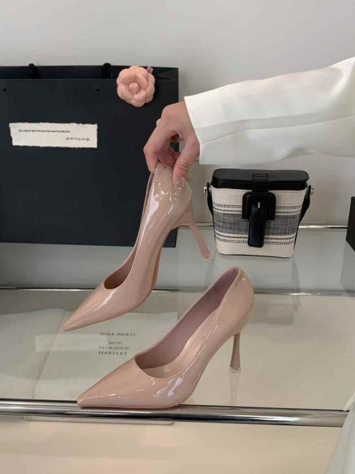 Elegant Pointed Toe Patent Leather Pumps 9cm Heel - X0110 