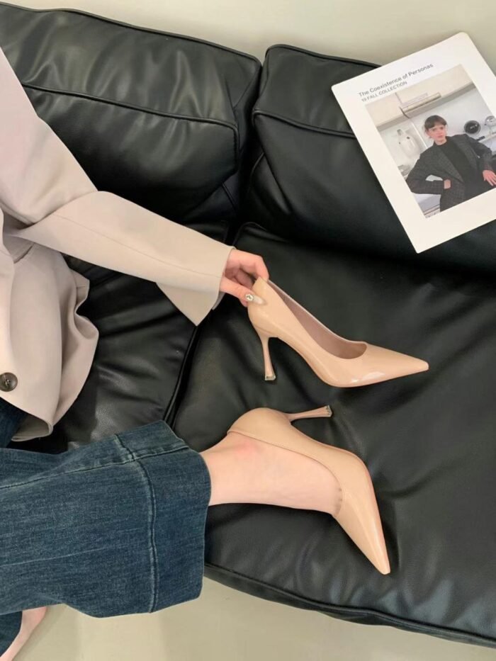 Elegant Pointed Toe Patent Leather Pumps 9cm Heel - X0110 