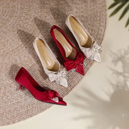 Elegant Low Heel Wedding Pumps - N0112