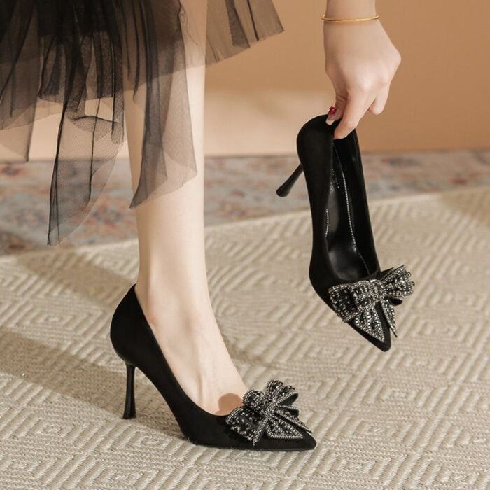 Elegant Black Pointed Toe Heels with Crystal Bow - S0075