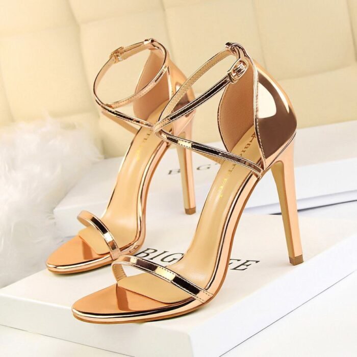 ZARA Pointed Toe Patent High Heels - Z0056