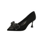 Elegant Black Suede Kitten Heel Pumps - N0032