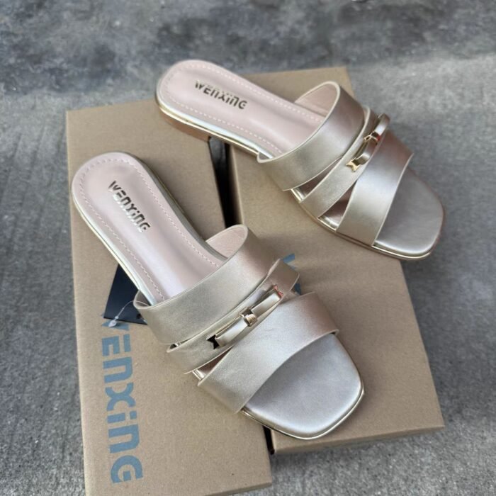 WENXING Casual Flat Sandals - NN037