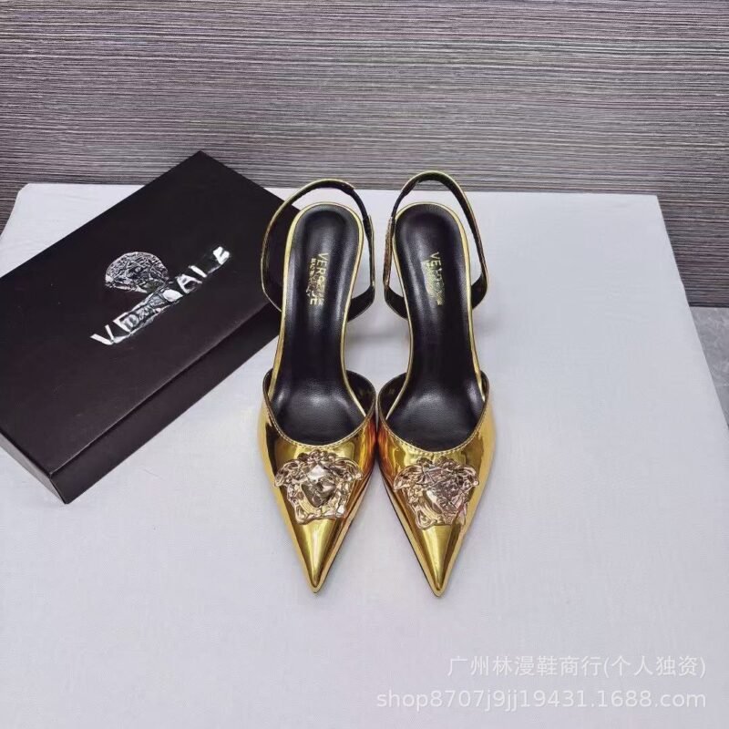 Versace Medusa Aevitas Slingback Pump - C0044